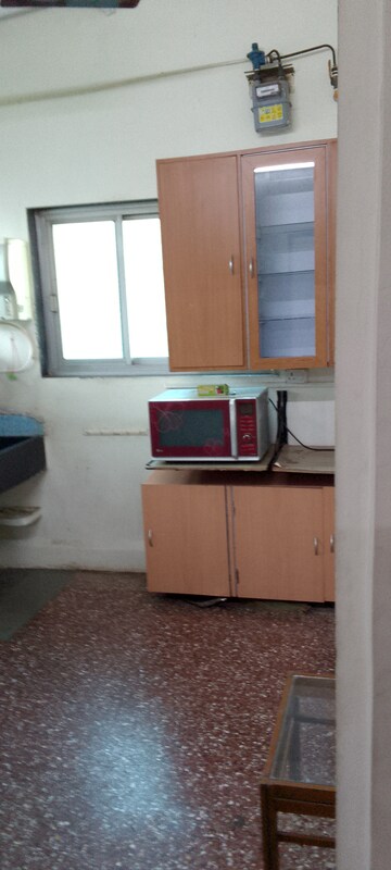 Furnished Amenities in 2 BHK Apartment at Jumbo Darshan, Andheri East – for Rent