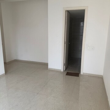 Room in 2 BHK Apartment at Hiranandani Estate Flamingo, Hiranandani Estate – for Sale