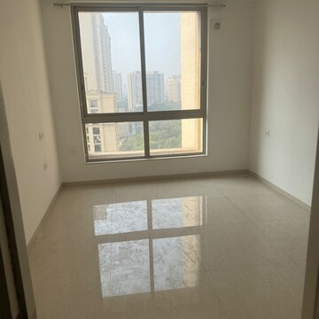 Room in 2 BHK Apartment at Hiranandani Estate Flamingo, Hiranandani Estate – for Sale
