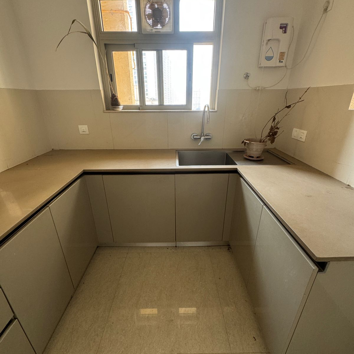 2 BHK 838 Sq.Ft. Apartment in Hiranandani Estate Flamingo