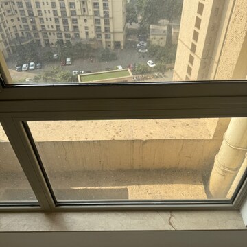 Furnished Amenities in 2 BHK Apartment at Hiranandani Estate Flamingo, Hiranandani Estate – for Sale