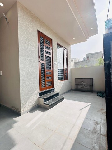 Building Lobby in 5 BHK Villa at Mansarovar Extension – for Sale