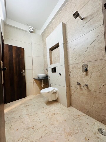 Bathroom in 5 BHK Villa at Mansarovar Extension – for Sale