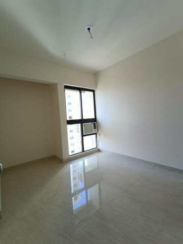 Room in 2 BHK Apartment at Lodha Quality Home Tower 2, Majiwada – for Rent