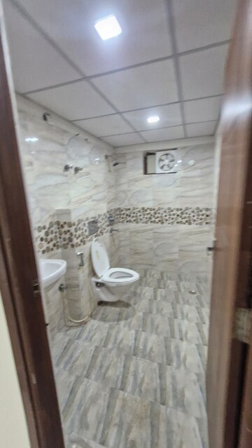 Bathroom in 2 BHK Builder Floor at Gms Road – for Rent