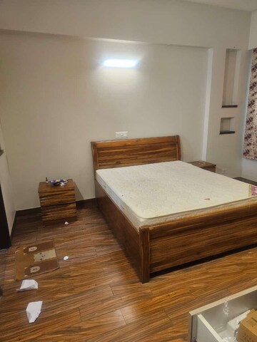 Bedroom in 3.5 BHK Apartment at Tata Primanti Phase 2, Sector 72 – for Sale