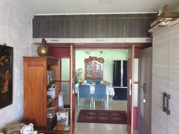 Furnished Amenities in 4 BHK Apartment at Rizvi Silver Springs, Bandra West – for Sale