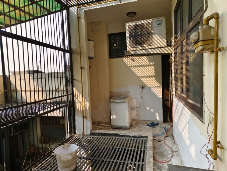 Balcony, rwa-apartments-sector-50 4 Bedroom 3000 Sq.Ft. Independent House In Sector 50 Noida 8080510