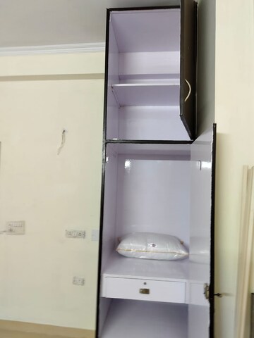 Furnished Amenities in 4 BHK Independent House at RWA Apartments Sector 50, Sector 50 – for Rent