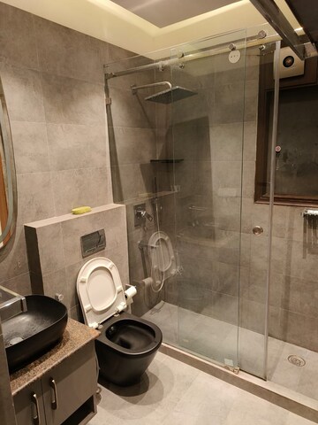 Bathroom in 3 BHK Builder Floor at Ansal Sushant Lok I, Sector 43 – for Rent