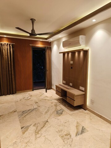 Living Room in 3 BHK Builder Floor at Ansal Sushant Lok I, Sector 43 – for Rent
