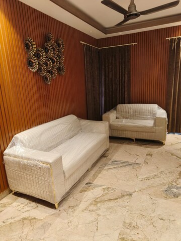 Living Room in 3 BHK Builder Floor at Ansal Sushant Lok I, Sector 43 – for Rent