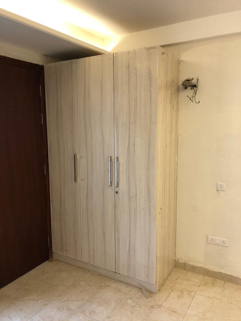 3.5 BHK + Servant Room Villa For Sale in Eros Rosewood Villas