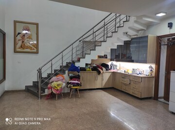 Parking in 3.5 BHK Villa at Eros Rosewood Villas, Sector 50 – for Sale
