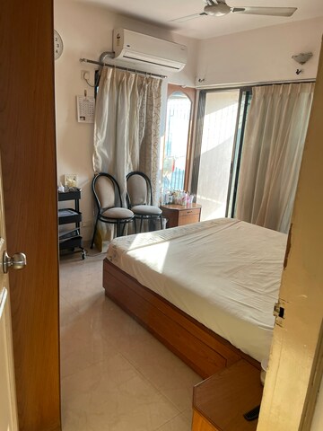 Bedroom in 2 BHK Apartment at Bandra West – for Rent