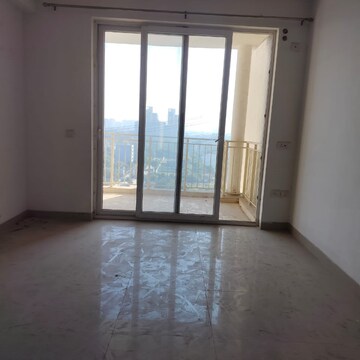 Room in 3 BHK Apartment at Emaar Gurgaon Greens, Sector 102 – for Rent