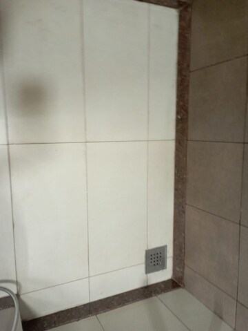 Furnished Amenities in 2 BHK Apartment at Shapoorji Pallonji Vicinia, Powai – for Rent