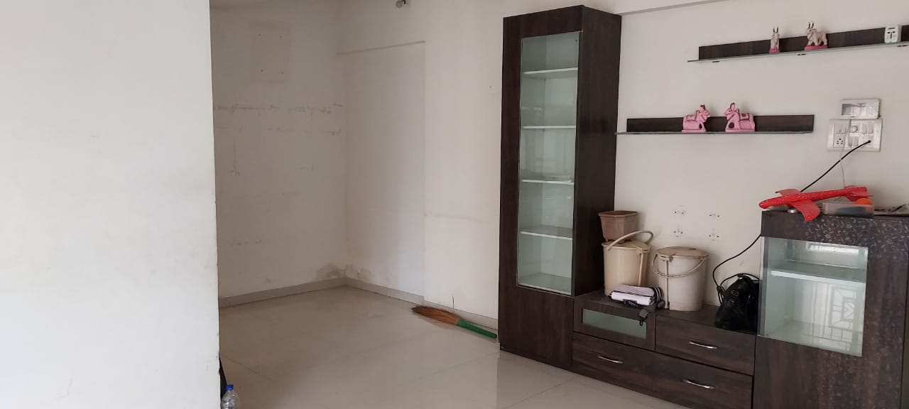 2 BHK + Study Room Apartment For Sale in Raunak Park View