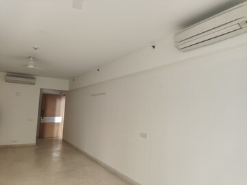 Room in 3 BHK Apartment at M3M Merlin, Sector 67 – for Rent