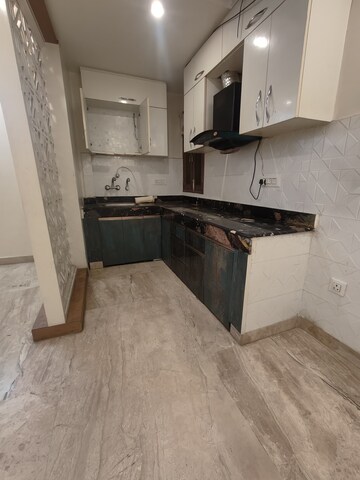 Kitchen in 2 BHK Builder Floor at Malviya Nagar – for Rent