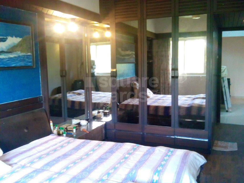 3 BHK + Servant Room Apartment For Rent in Green Gate Apartment