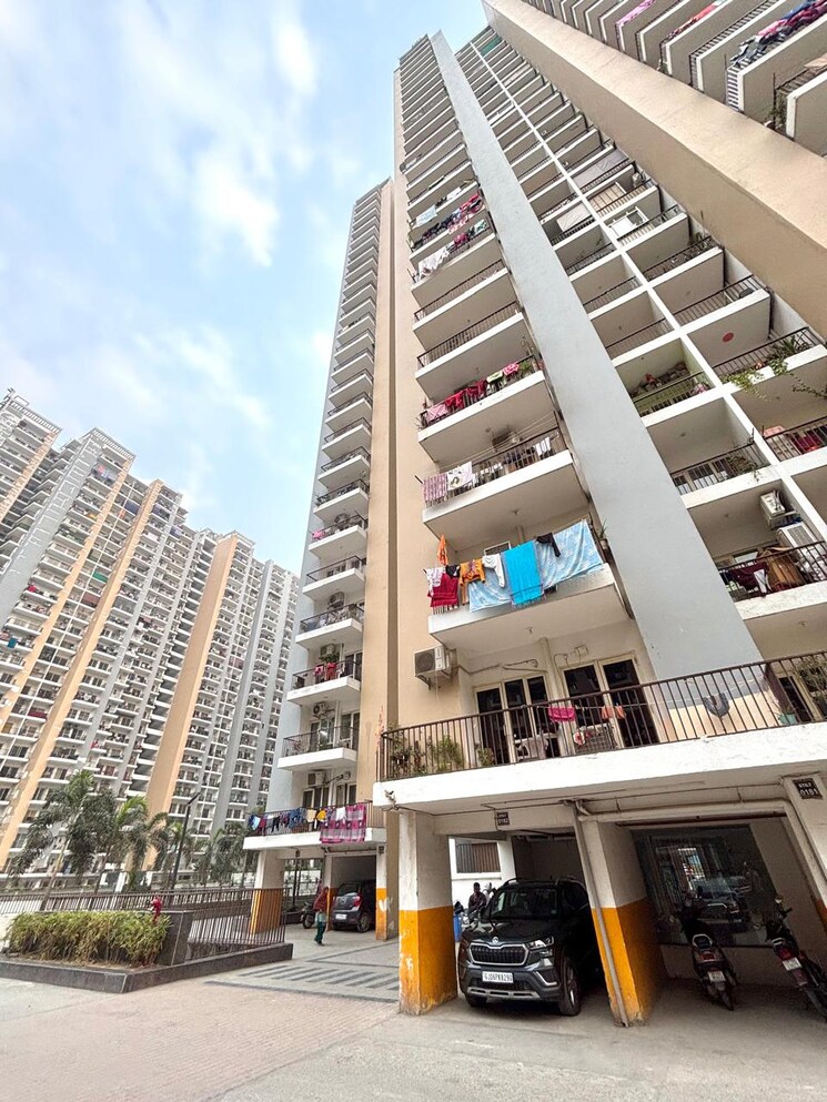 Exterior View, panchsheel-greens-ii 2 Bedroom 915 Sq.Ft. Apartment In Sector 16 Greater Noida Greater Noida 8080259
