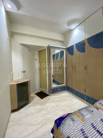 Bedroom in 3 BHK Apartment at Khar West – for Rent