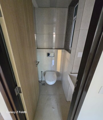Bathroom in 1 BHK Apartment at LnT Veridian, Powai – for Rent