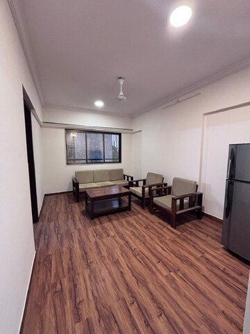 2 BHK Apartment For Rent in Bandra West