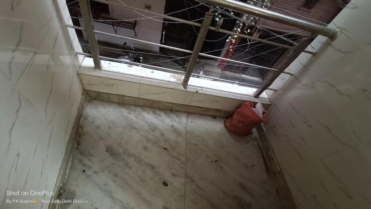 Balcony, govindpuri 2 Bedroom 500 Sq.Ft. Builder Floor In Govindpuri Delhi 8080555