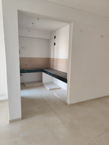 Room in 4 BHK Apartment at Sector 77 – for Sale