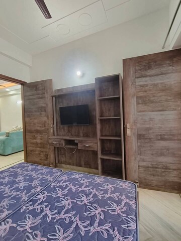 Bedroom in 2 BHK Builder Floor at Sector 9 – for Rent