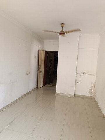 2 BHK Apartment For Resale in Unnati Woods CHS Kasarvadavali Thane  8080632