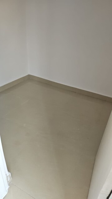 Room in 3.5 BHK Apartment at Sector 5, Dwarka – for Sale