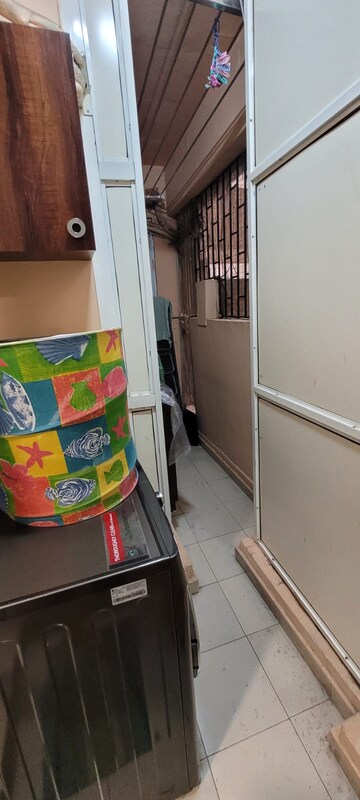 Furnished Amenities in 2 BHK Apartment at Rustomjee Urbania Azziano, Majiwada – for Sale