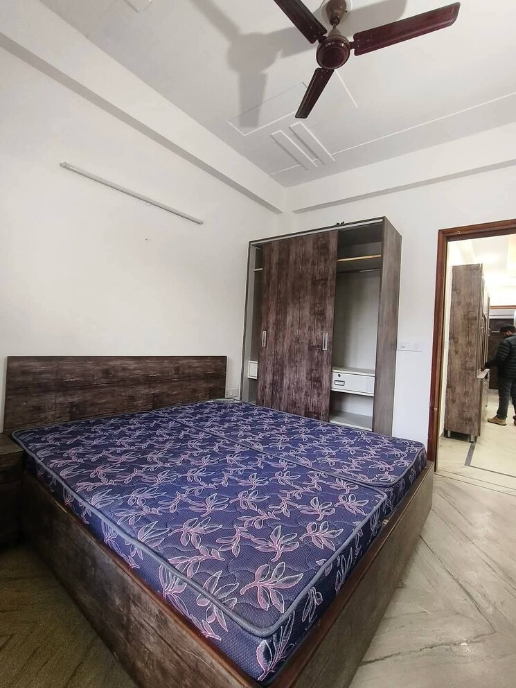 Bedroom, sector 4 2 Bedroom 152 Sq.Yd. Builder Floor In Sector 4 Gurgaon 8080639