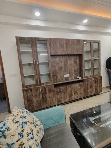 Bedroom in 2 BHK Builder Floor at Sector 7 – for Rent