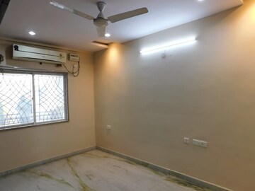Room in 3 BHK Apartment at Kondapur – for Sale