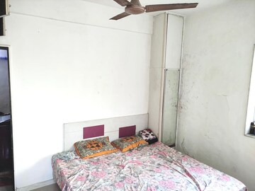 Bedroom in 1 BHK Apartment at Satya Darshan CHS, Andheri East – for Rent