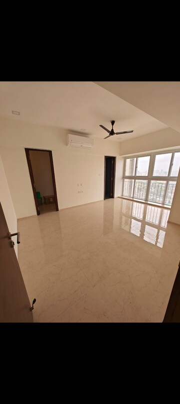 Room in 2 BHK Apartment at Ruparel Ariana, Parel – for Rent