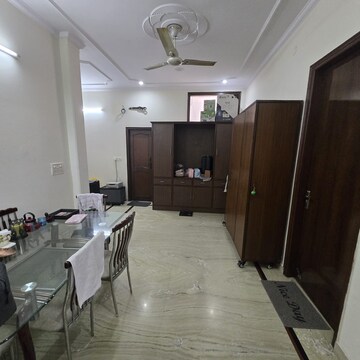 Team Area in 3 BHK Builder Floor at Sector 31 – for Rent