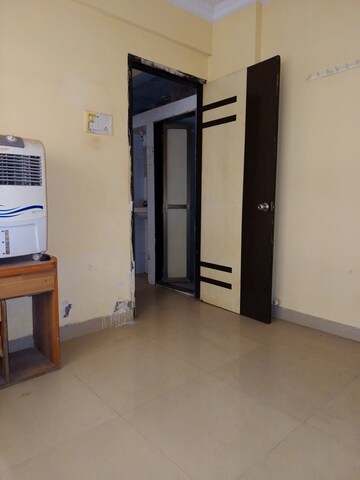 Room in 1 BHK Apartment at Om Sai Heights Phase II, Nalasopara West – for Sale