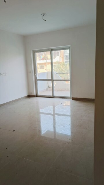 Room in 3 BHK Apartment at BPTP Park 81, Sector 81 – for Rent