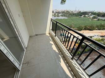 2 BHK Apartment For Resale in Endeco Lakeview Apartments Hafeezpet Hyderabad  8080858