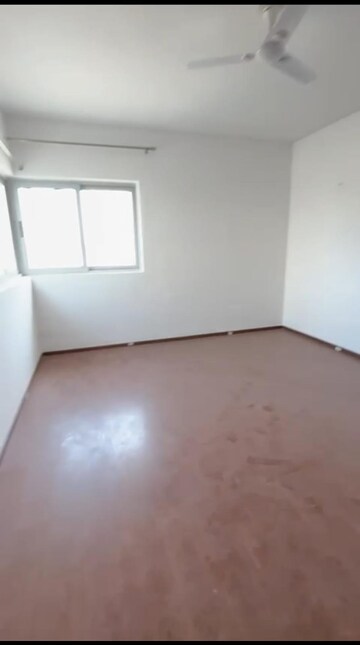 Room in 4 BHK Villa at Vatika Signature Villas, Sector 82 – for Sale