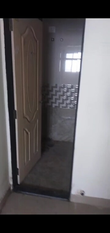 Bathroom in 1 BHK Apartment at Goregaon West – for Rent