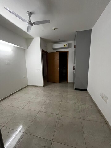 Room in 3 BHK Apartment at Tata Gurgaon Gateway, Sector 112 – for Rent