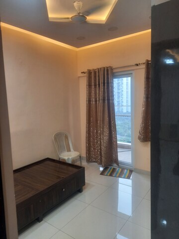 Room in 2 BHK Apartment at Sukhwani Hermosa Casa, Mundhwa – for Rent