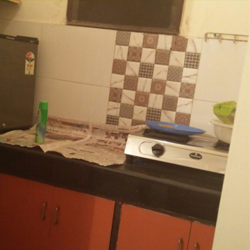 Kitchen in 1 RK Builder Floor at Lajpat Nagar 4 – for Rent