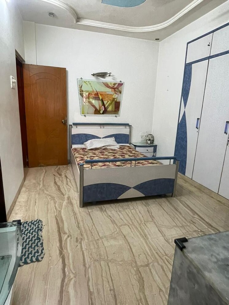 Bedroom, santacruz west 3 Bedroom 1000 Sq.Ft. Apartment In Santacruz West Mumbai 8080990